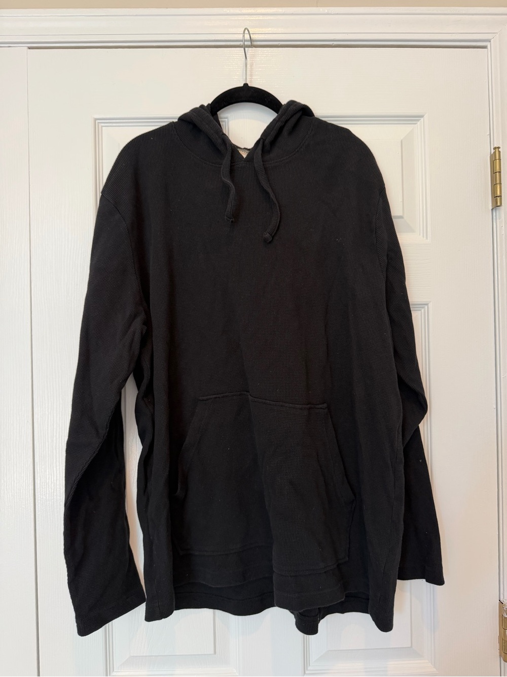 Men's Black Pullover Hoodie with Kangaroo Pocket